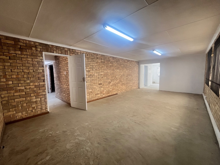 To Let Commercial Property for Rent in George Industrial Western Cape